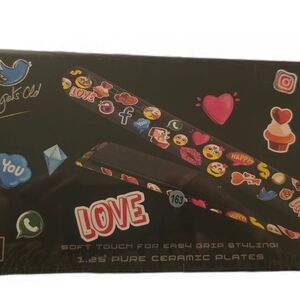 Love Emoji Black Ceramic Hair Straightener - Women Hair Tool